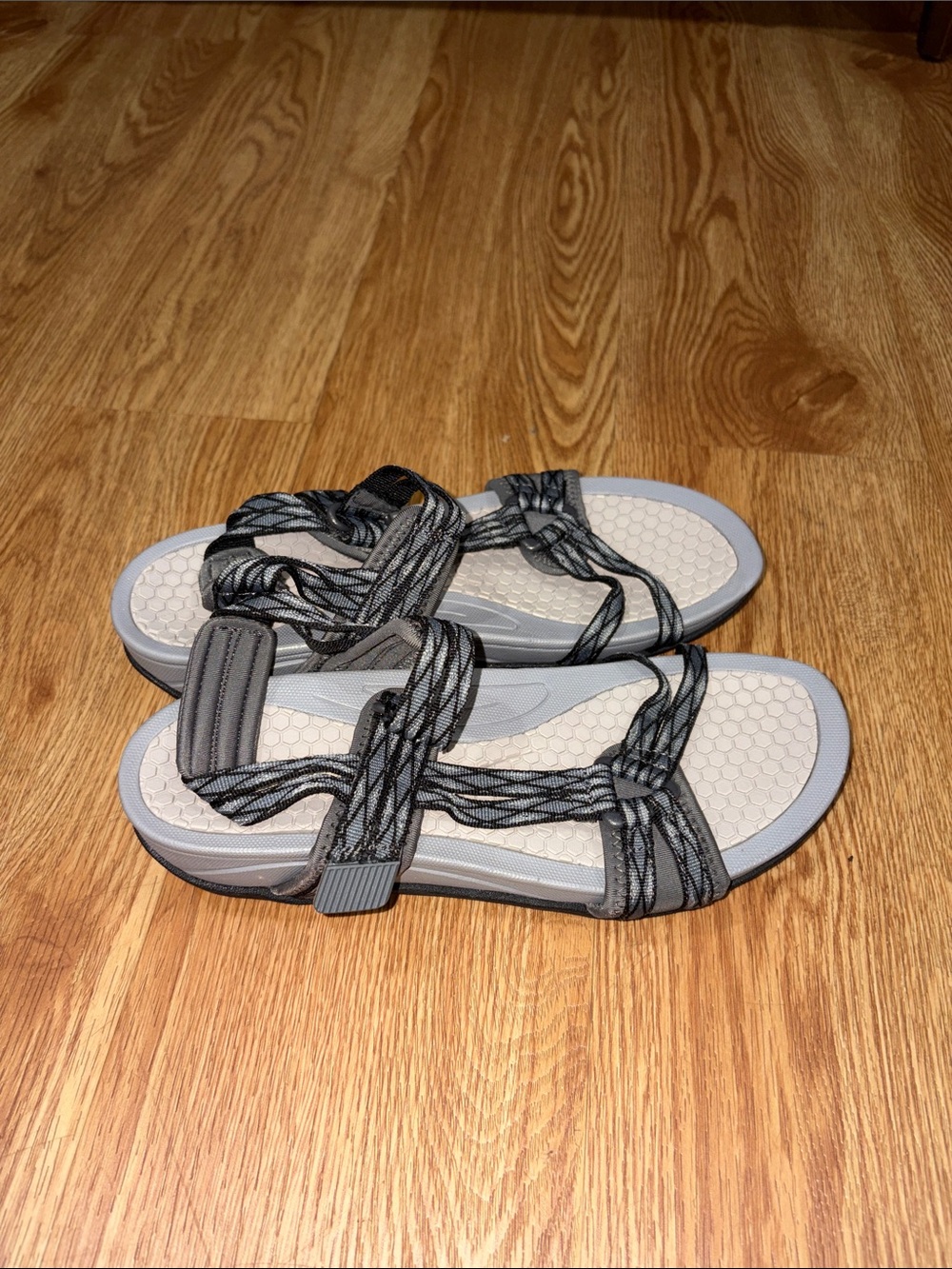 Baretraps sandals